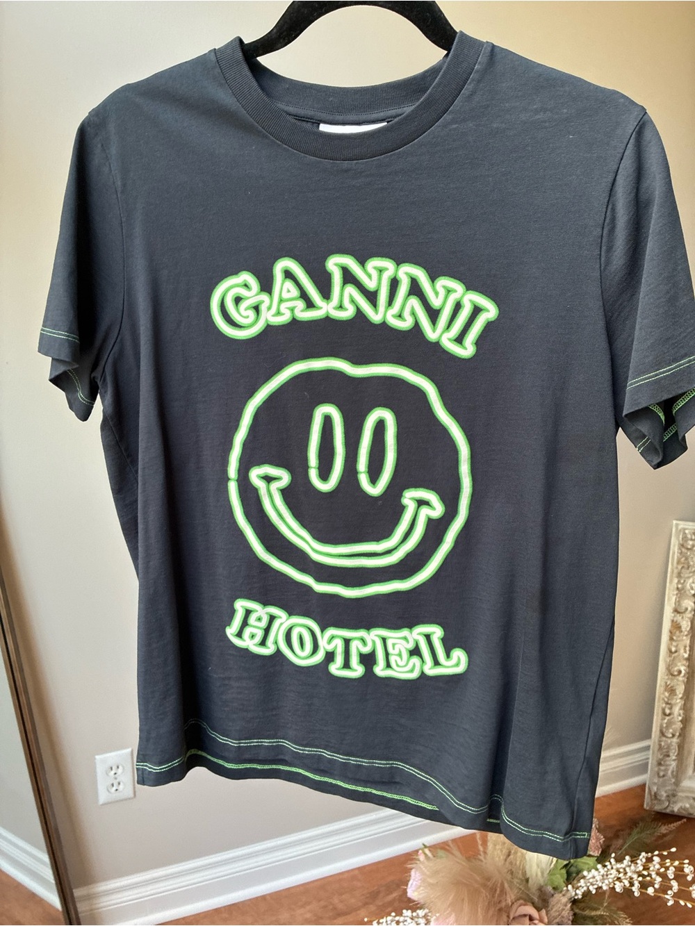 GANNI Navy Blue Ganni Hotel Smiley Face T-Shirt Tee - Picture 3 of 16